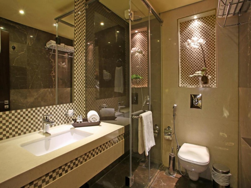 Room image 5